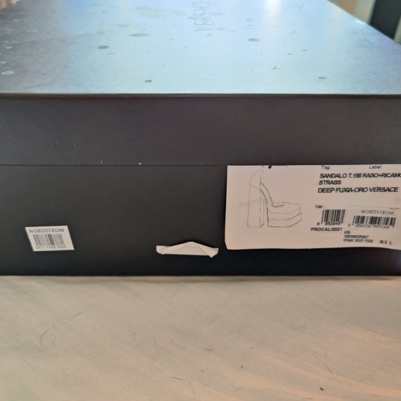 Brand new Versace Medusa Aevitas Satin (double) platform PUMPS. - Picture 5 of 7